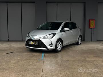 Toyota Yaris 1.5 Hybrid 5 porte Business