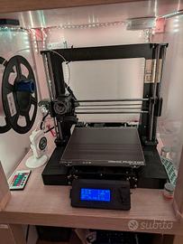Stampante 3D Prusa i3 MK3S+ con mobile e accessori
