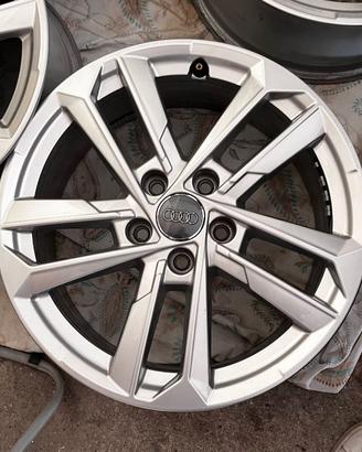 Cerchi in lega originali da 17'' per Audi A3