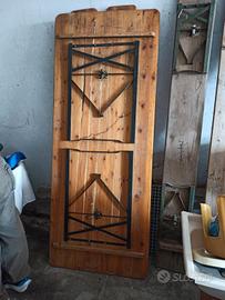 tavolo con panche 