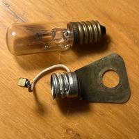 Lampadina vintage e portalampade