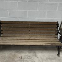 panchina da parco in ghisa 