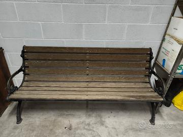 panchina da parco in ghisa 