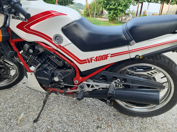 Honda VF400