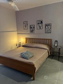 Monolocale arredato - Napoli centro