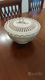 Coppa in porcellana antica