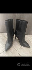 Tronchetto vera pelle nero tacco spillo 10cm mis36