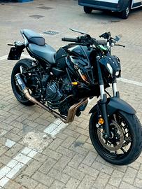 YAMAHA MT-07