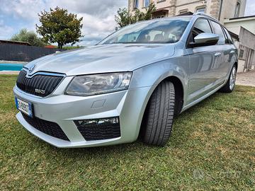 skoda octavia 2.0 TDI  RS 184 cv