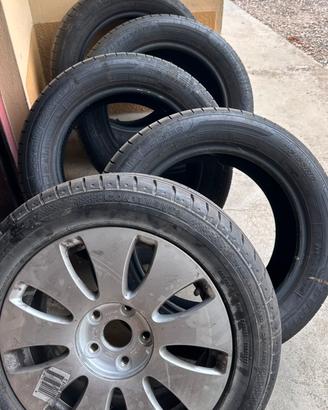 Gomme Dunlop 215 55 R16 4 stagioni 80%