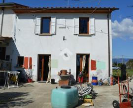 CASA SEMINDIPENDENTE A PONTE BUGGIANESE