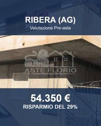 Immobile in asta di 151 m² con più di 5 locali a R