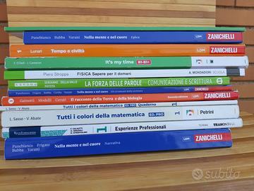 Libri Scolastici usati 1° anno Superiori