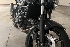 SuzukiSV 650 ABS (2016) - Super Accessoriata