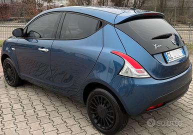 Lancia Ypsilon Hybrid