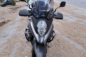 SUZUKI VSTROM 650 XT EXPLORER v strom