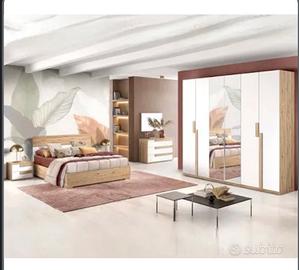 Camra completa Erika mondo convenienza