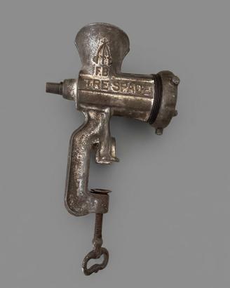 Tritacarne manuale vintage Tre Spade F.B.