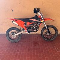 Vendo moto cross 140cc
