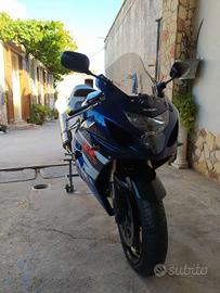 Suzuki GSX 600 F - 2004