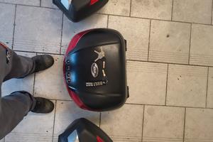 Tris Givi / Kappa Monokey