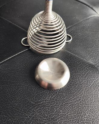 schiaccianoci  molla design 