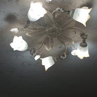 lampadario in ferro battuto bianco