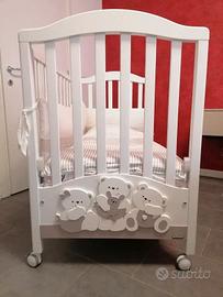 Lettino Erbesi Mirtillo con materasso, paracolpi