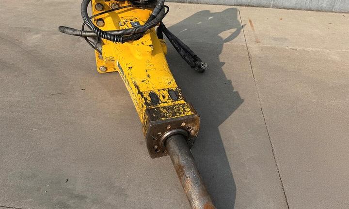 MARTELLO DEMOLITORE EPIROC SB 1102