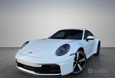 PORSCHE 992 911 Carrera