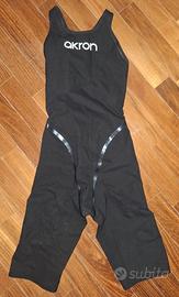 Costumone AKRON Ultraskin Light Woman Open