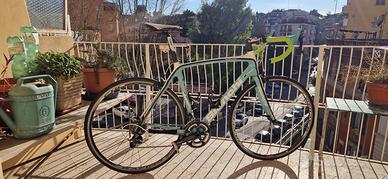 Bici da corsa Bianchi infinito