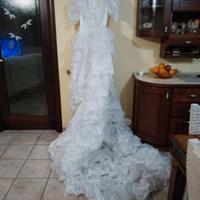 vestito da sposa con scarpe guanti e 
