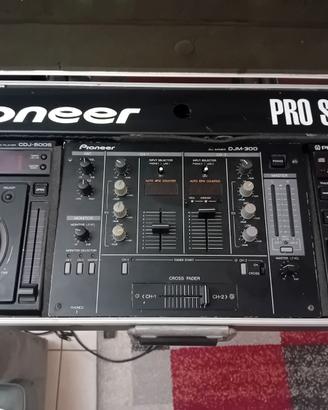 Console Pioneer