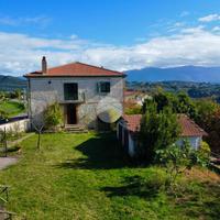 CASA SEMINDIPENDENTE A TARANO