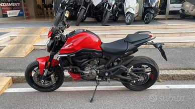 Ducati Monster + 937