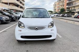 Smart ForTwo 70 1.0 twinamic Passion LED PDC BLUET