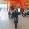 ktm-1050-adventure-con-bauletto-givi