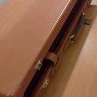 valigia in pelle anni 60