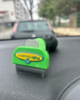 Furminator rimuove peli cane / gatto