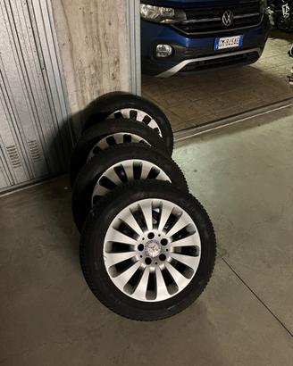 Treno di gomme invernali 205/55 r16 91h
