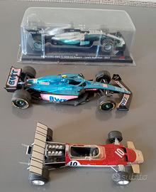40 modellini 1/24 Ferrari sportive Carabinieri 
