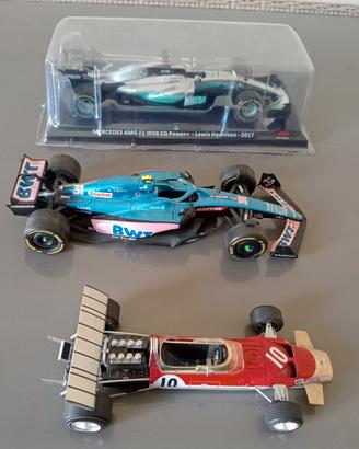 40 modellini 1/24 Ferrari sportive Carabinieri 