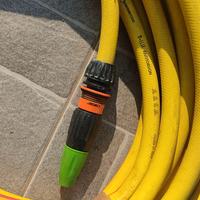 Tubo per irrigazione retato.