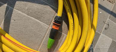 Tubo per irrigazione retato.