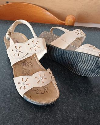 Scarpe da donna - sandali n.35/36 a scelta a