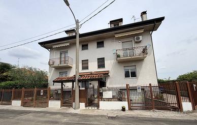 Appartamento di 85 m² con 3 locali a Nova Milanese