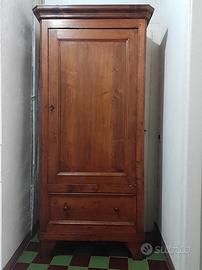 Armadio in abete