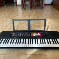Tastiera Yamaha PSS-F51