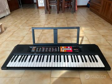 Tastiera Yamaha PSS-F51